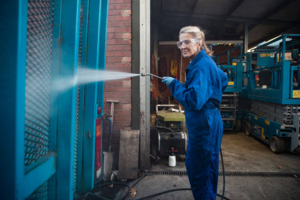 Best Warehouse Cleaning  in Hemet, CA